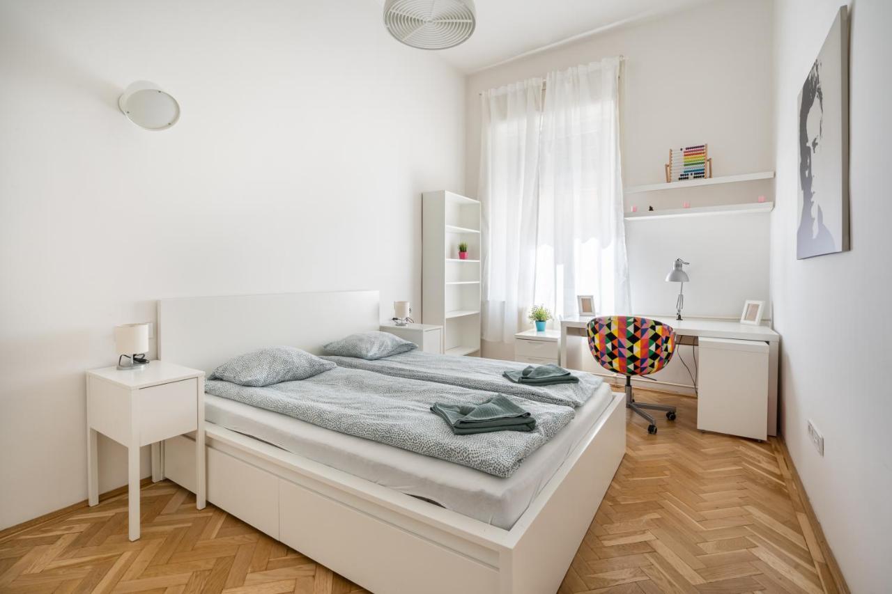 W24- Boutique Apartments, Best Location. By Bqa Boedapest Buitenkant foto