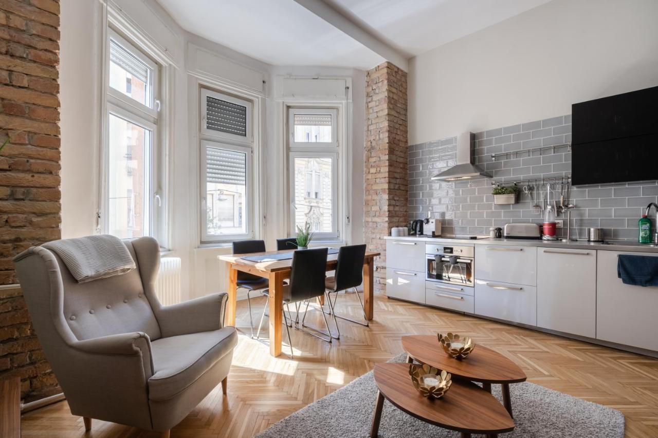 W24- Boutique Apartments, Best Location. By Bqa Boedapest Buitenkant foto